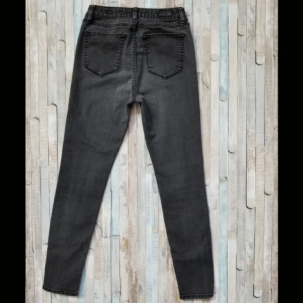Miss Me Black Skinny Jeans